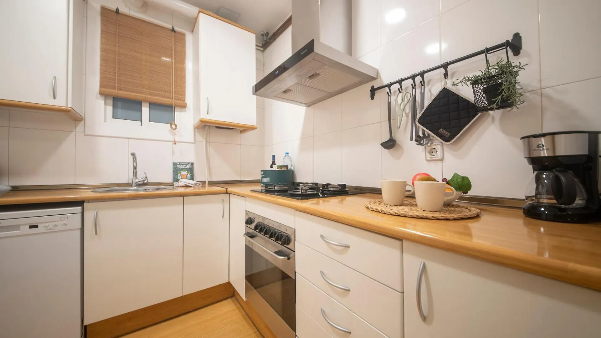 One Bedroom Apartment In Carrer Arago Barcelona
