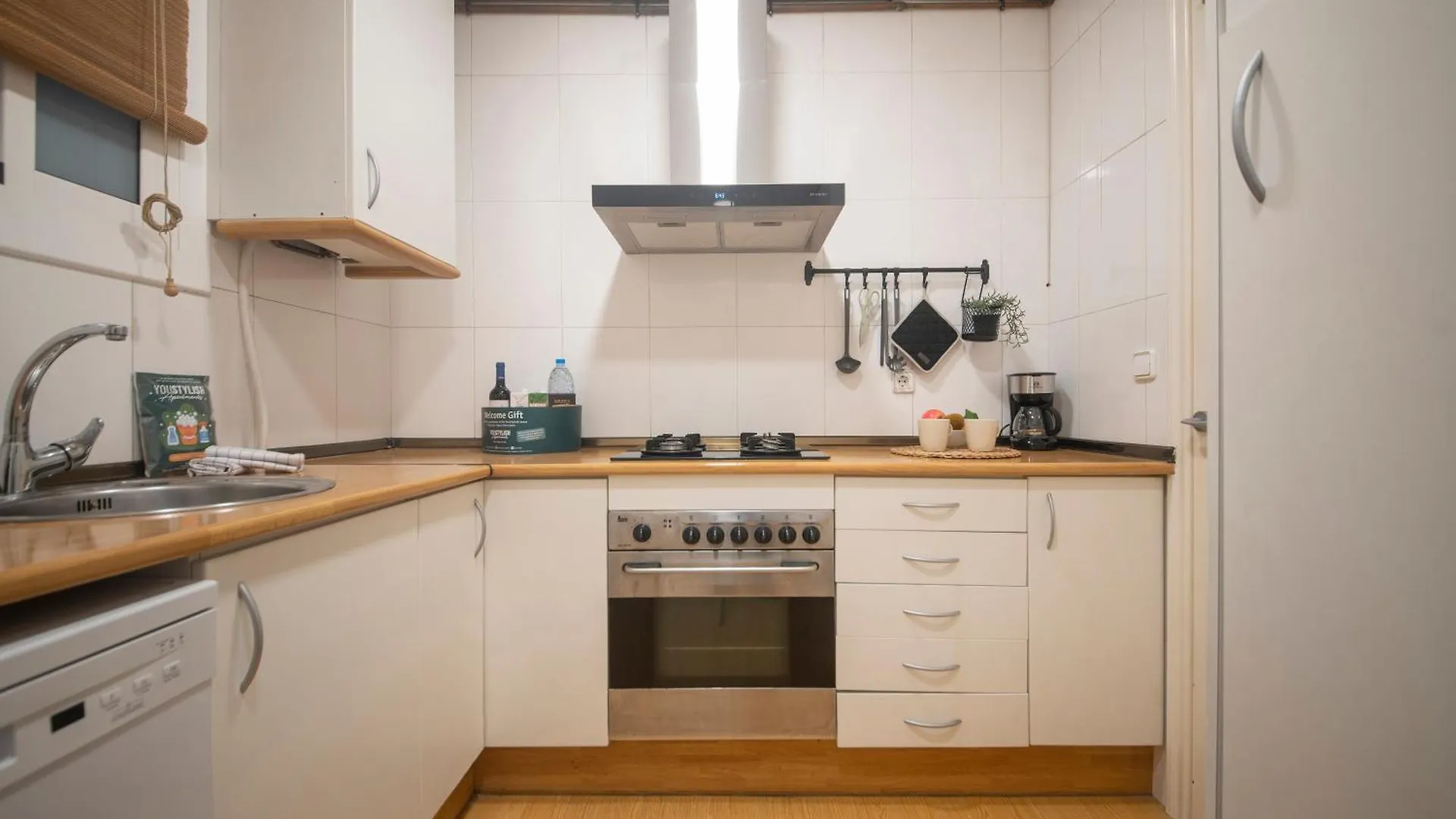 One Bedroom Apartment In Carrer Arago Barcelona