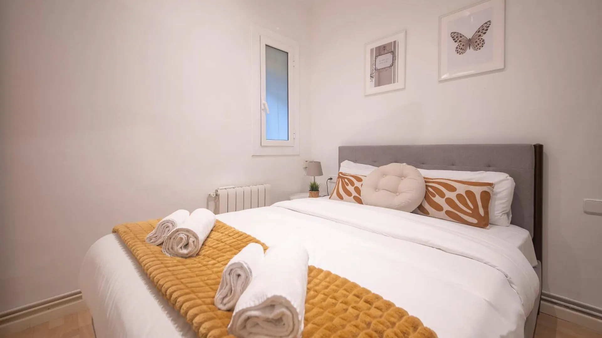 One Bedroom Apartment In Carrer Arago バルセロナ